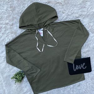 Jenny Boston Hooded LS Top 💗 Olive